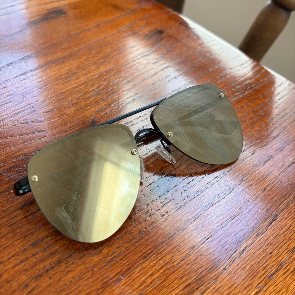 Le Specs the Prince Aviator Sunglasses - Picture 2 of 6